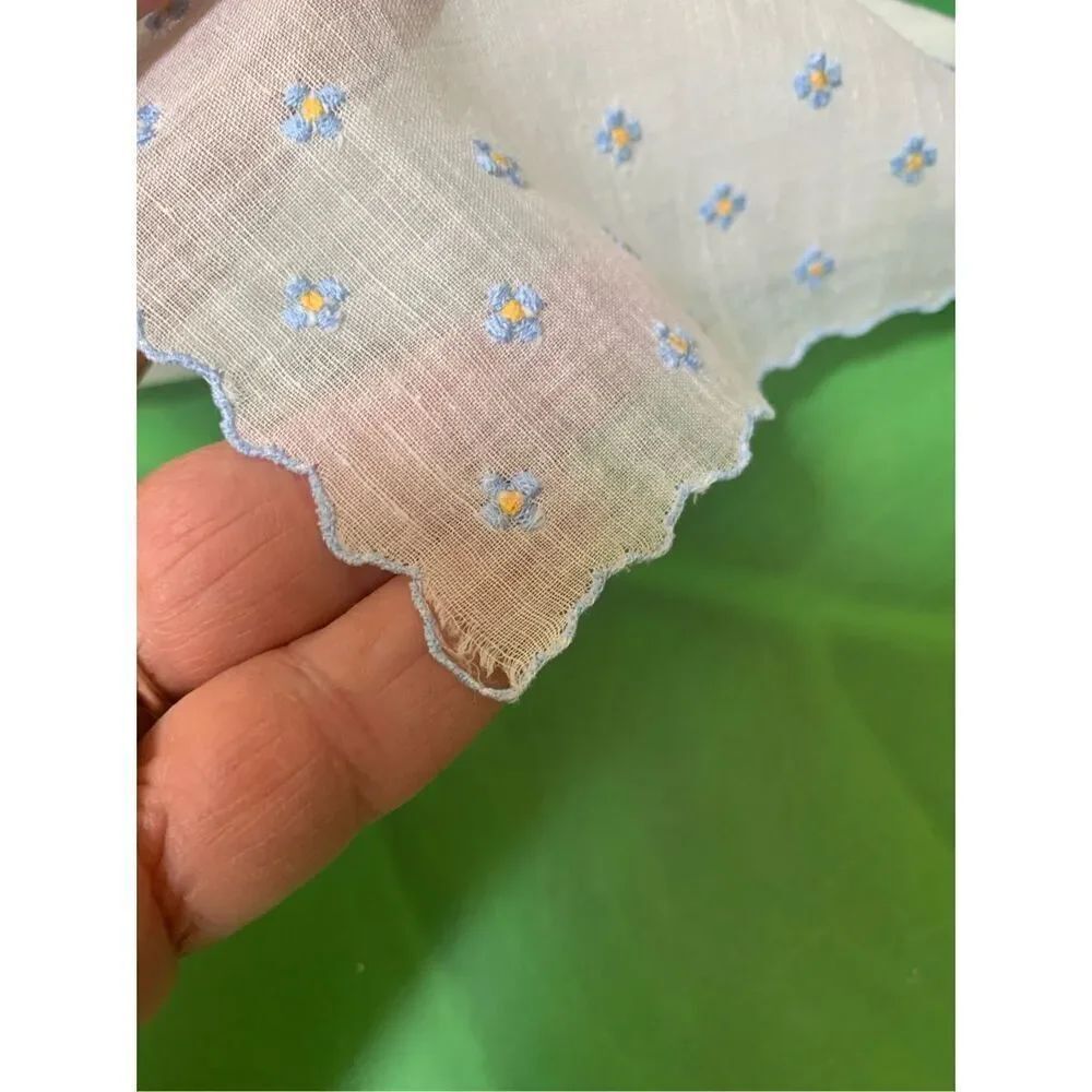 Antique Handkerchiefs - Picture 10 of 10